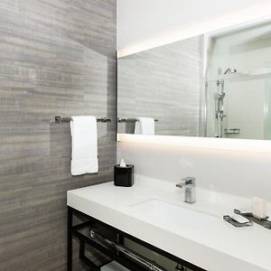 King Room Concierge Level